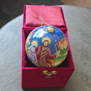 Pier1 Manger Reverse Painting Glass Ornament 2005 Original Box Vintage Christmas